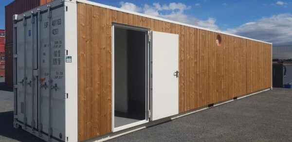 CONTENEURS-BAR EN BOIS DE 40 PIEDS